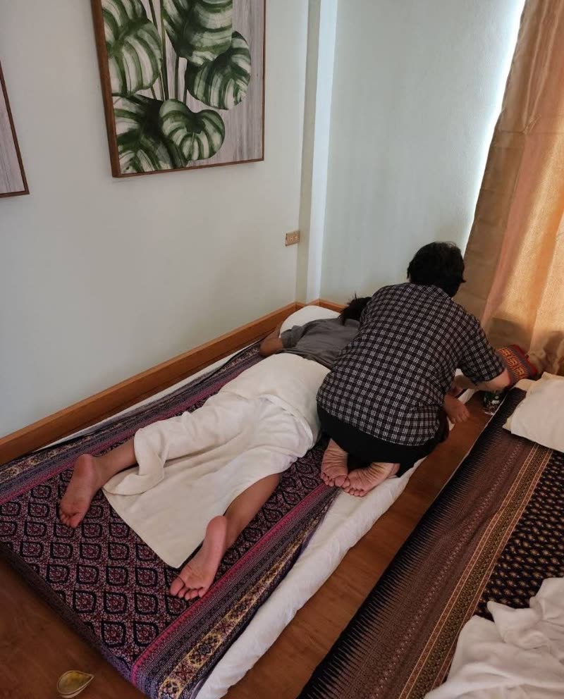 Head, Neck & Shoulder Massage - Ranchuan Massage Khon Kaen